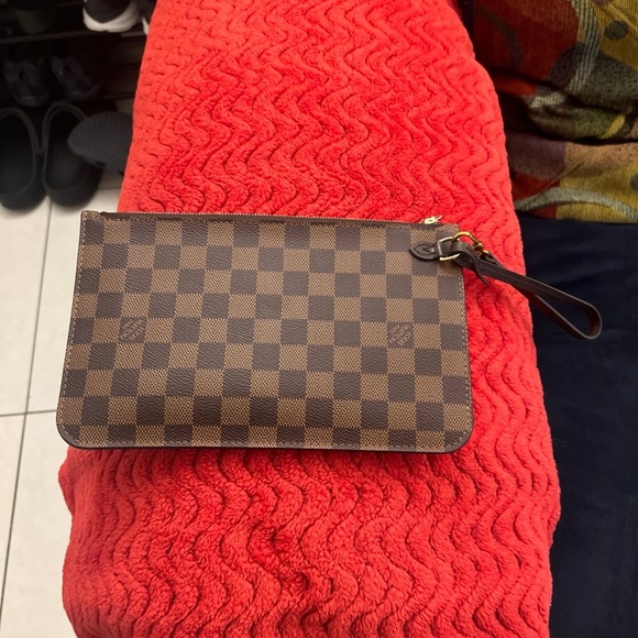 Authentic Louis Vuitton Pouch -serial # SD2127 - Picture 1 of 15